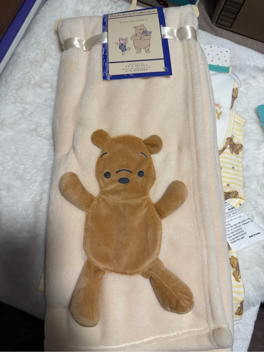 Disney Baby Winnie the Pooh Yellow Striped Pajama Set with Plush Blanket